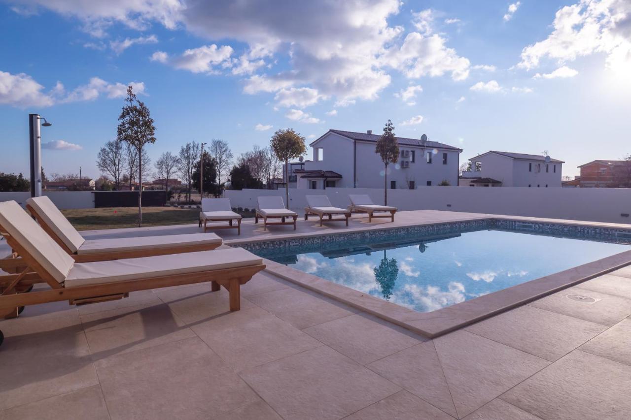Villa Lydia Marcana Exterior photo