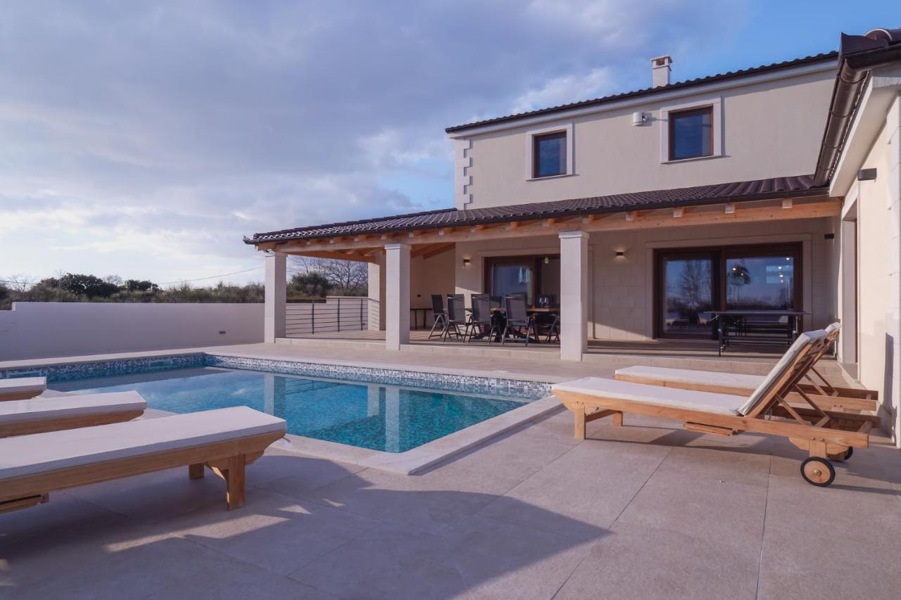 Villa Lydia Marcana Exterior photo