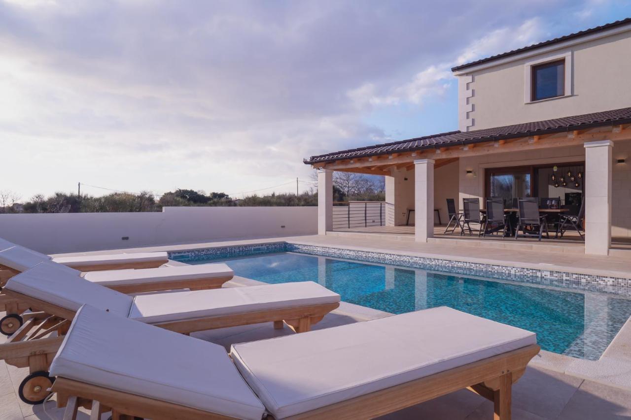 Villa Lydia Marcana Exterior photo